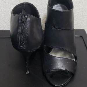 Women's Size 13 Black Open Toe